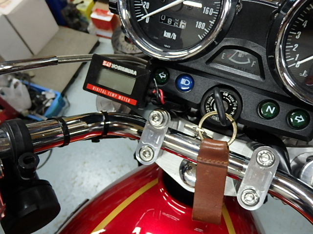 アクティブ油温計 ゼファーゼファーχ アクティブ油温計 ゼファー