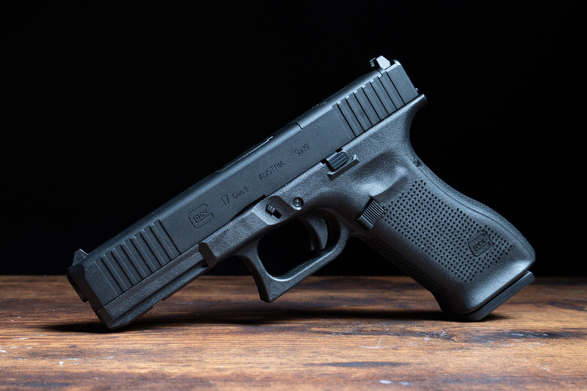 UMAREX】 Glock G17 Gen5 MOS ガスブローバック 1年間工賃無償保証