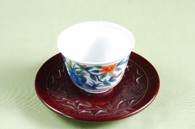 レア物、漆塗り鎌倉彫のモダン茶托5客 レア物、漆塗り鎌倉彫のモダン