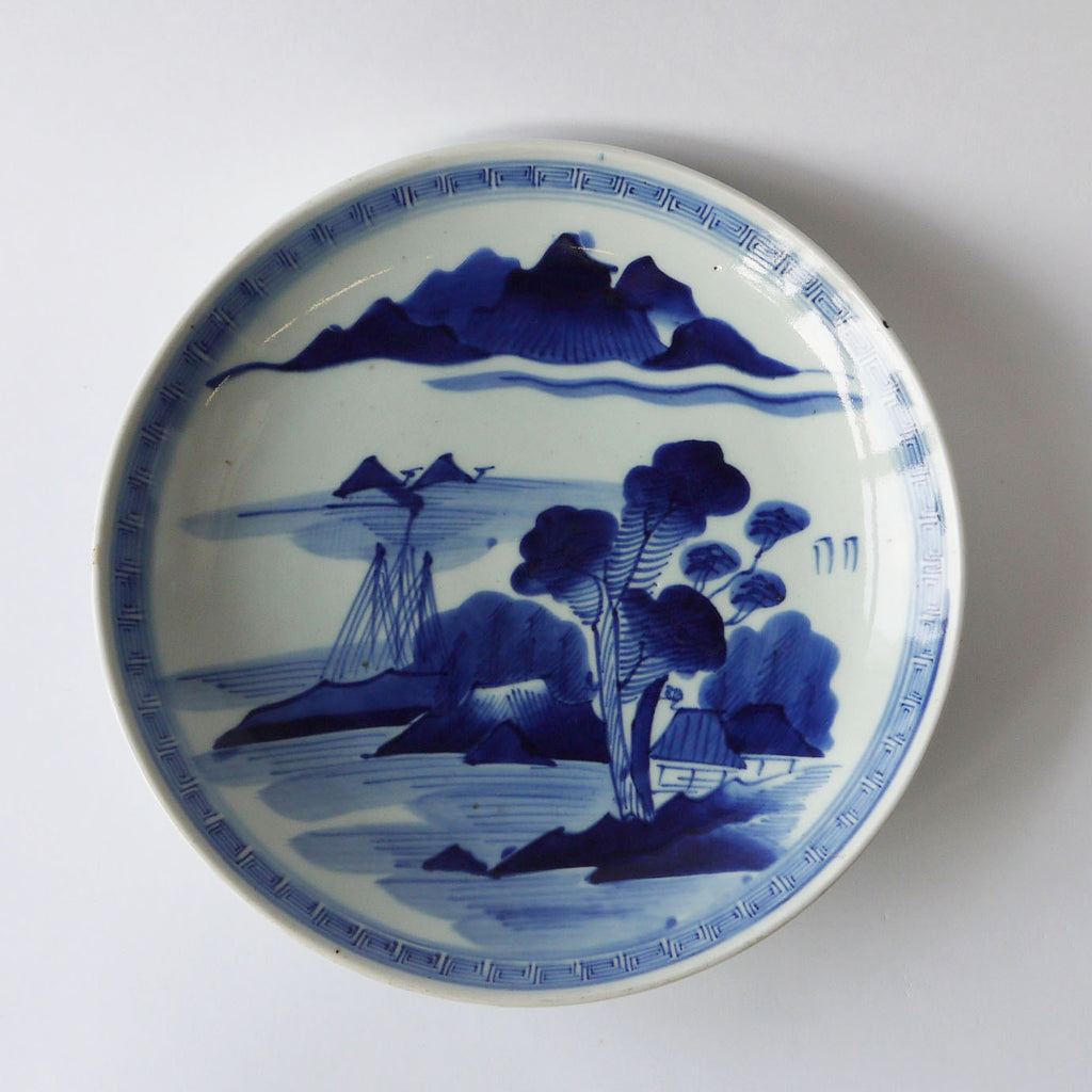 古伊万里 古伊万里 染付 皿2枚 貝尽くし紋様 変形皿 2枚