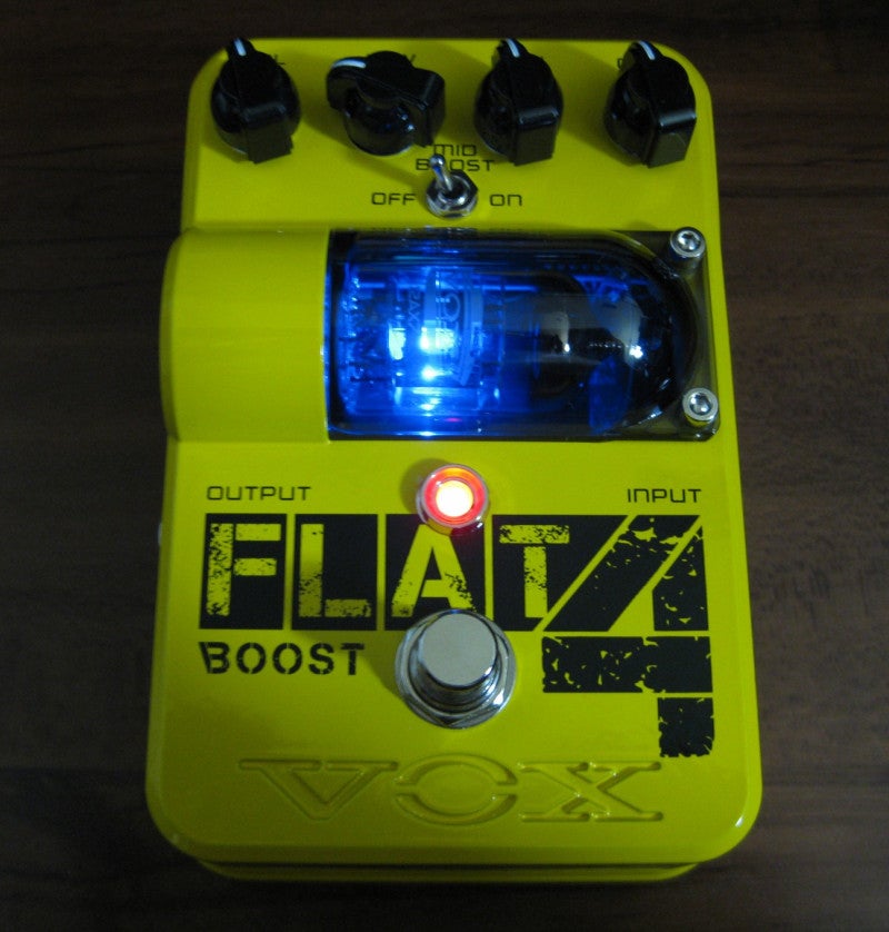届いた・・（VOX FLAT4 Boost） | kumaxブログ