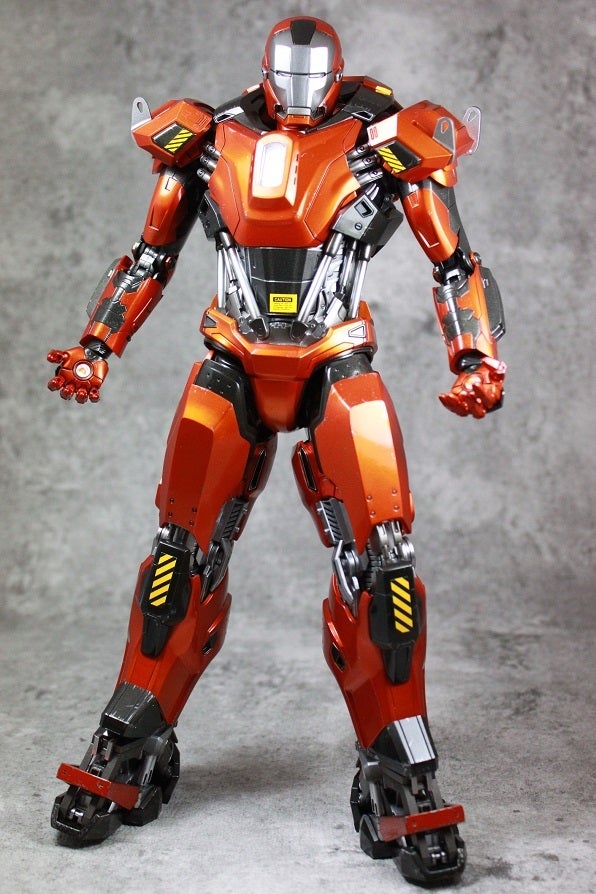 HOTTOYS アイアンマン3 MK-36 ピースメーカー レビュー