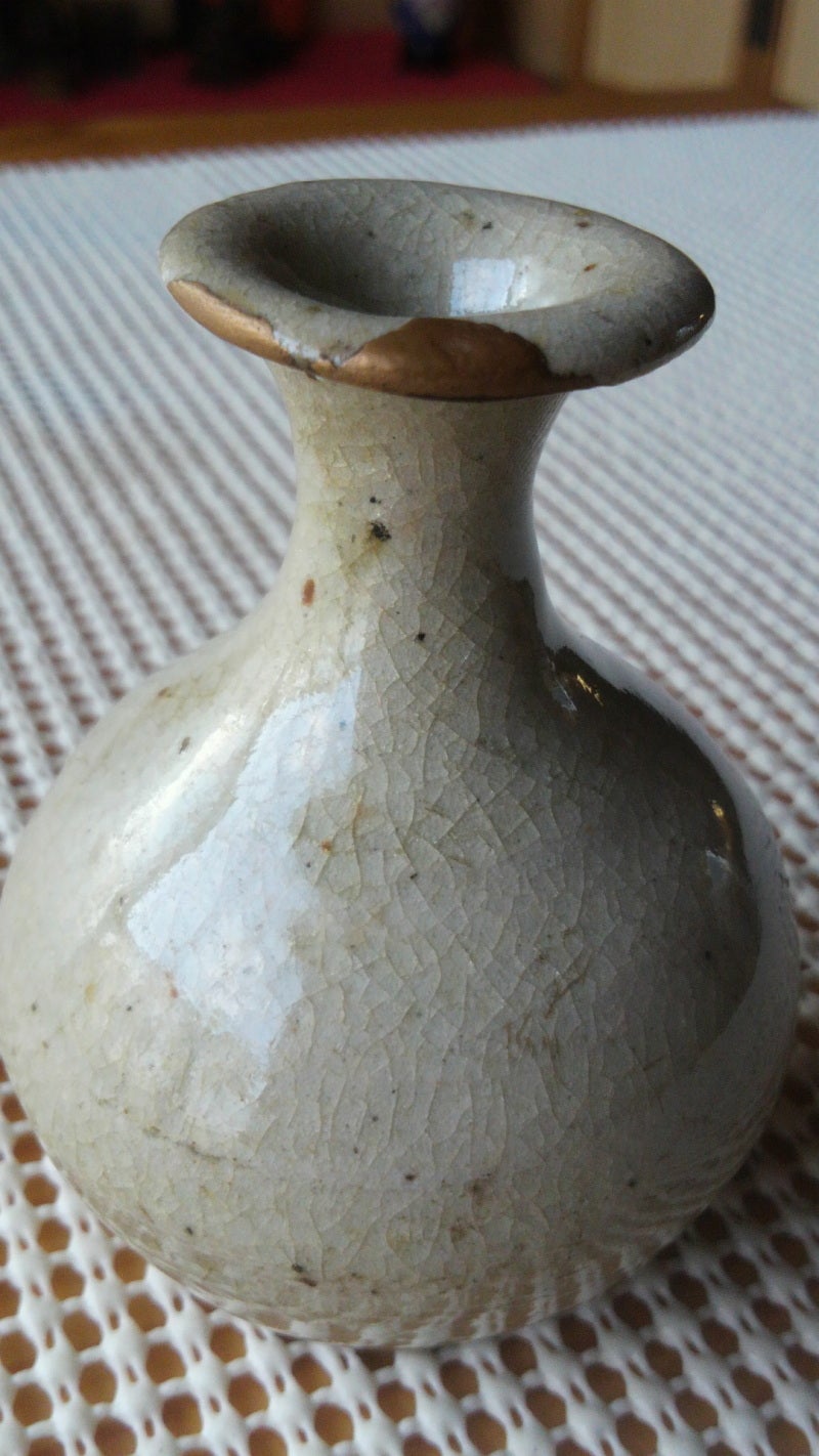 御深井焼（おふけいやき）・御神酒小徳利です。 | オリベストリートの