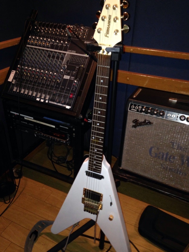 FERNANDES FV-80K | なるほど ザ WORLD