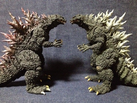 新品同様】 S.H.モンスターアーツ ミレニアム ゴジラ スペシャルカラー