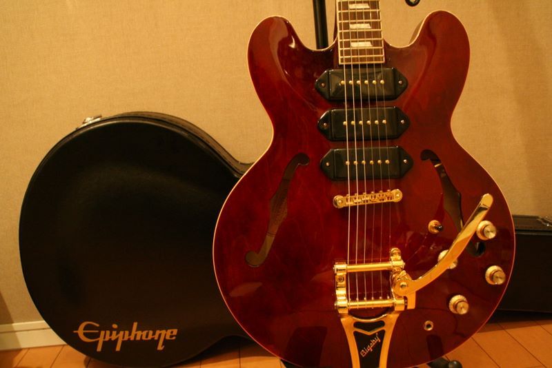 エピフォン リベエラ P93 抜け殻 mqdefault.jpg