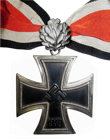 ドイツ軍 1957年Ver. 剣付柏葉章 (実物) 個人装備品 1957年版柏葉章付