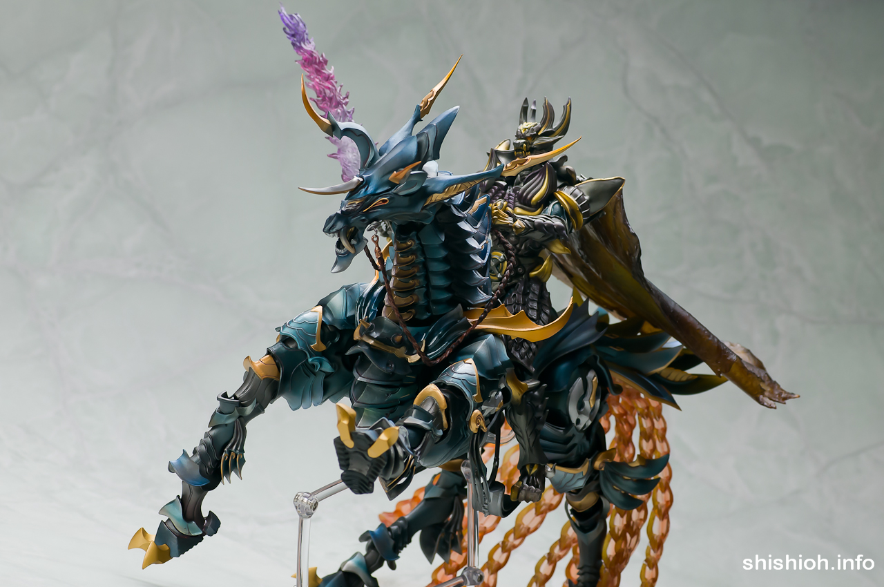 牙狼　魔戒可動　暗黒騎士キバ(開封美品)&魔導馬ライゴウ(未開封)セット 魔戒可動 暗黒騎士 キバ 魔導馬 ライゴウ 牙狼<GARO> 魂ウェブ商店