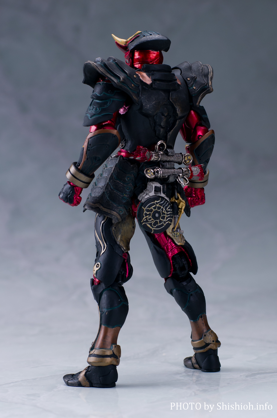 仮面ライダー響鬼 装甲響鬼 1：1 大人用着用ヘルメット 仮面ライダー響