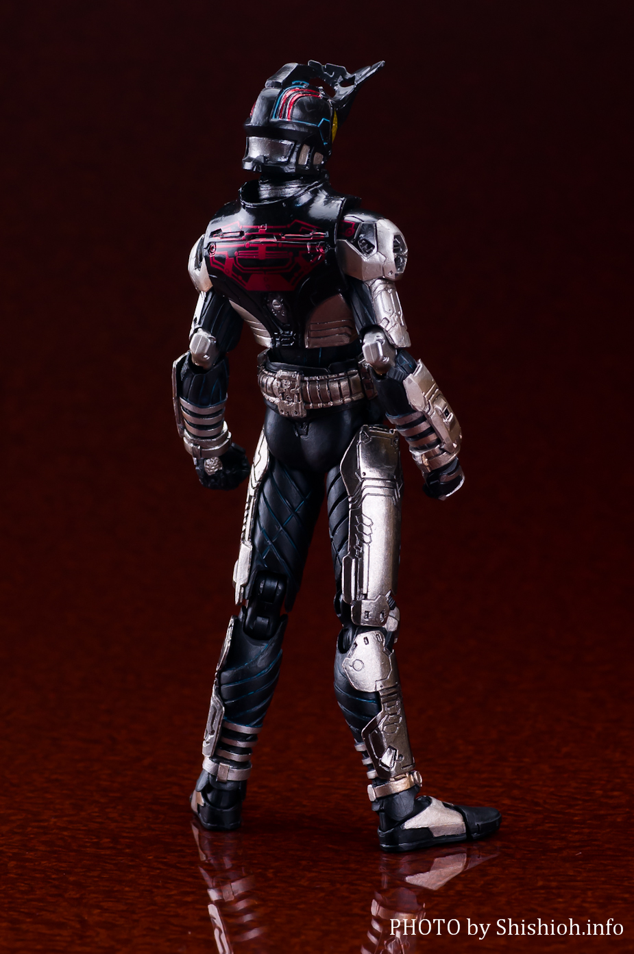 レビュー】 バンダイ S.I.C. VOL.53 仮面ライダーダークカブト＆仮面