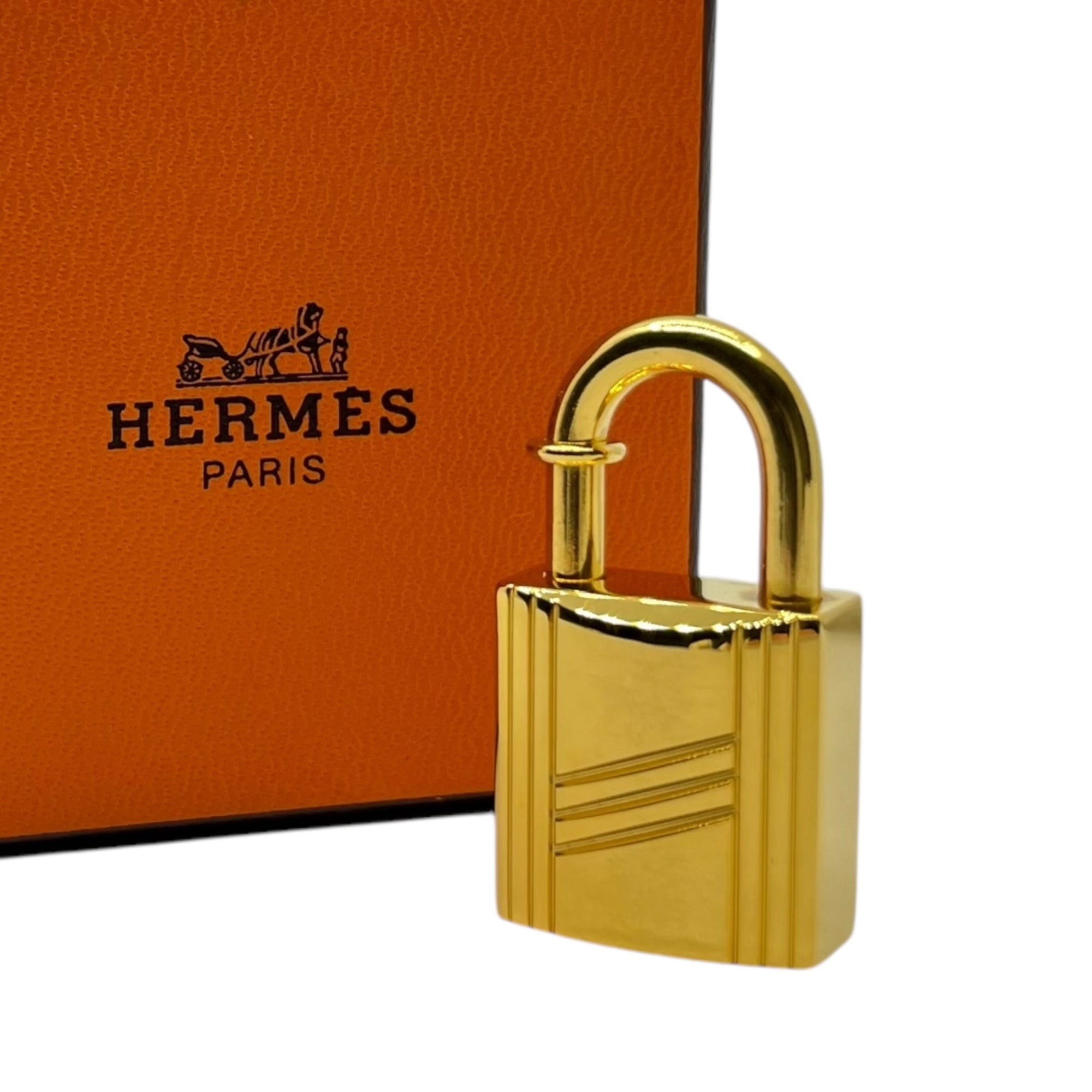HERMES エルメス カデナ No.101 101番 鍵付き HERMES（エルメス