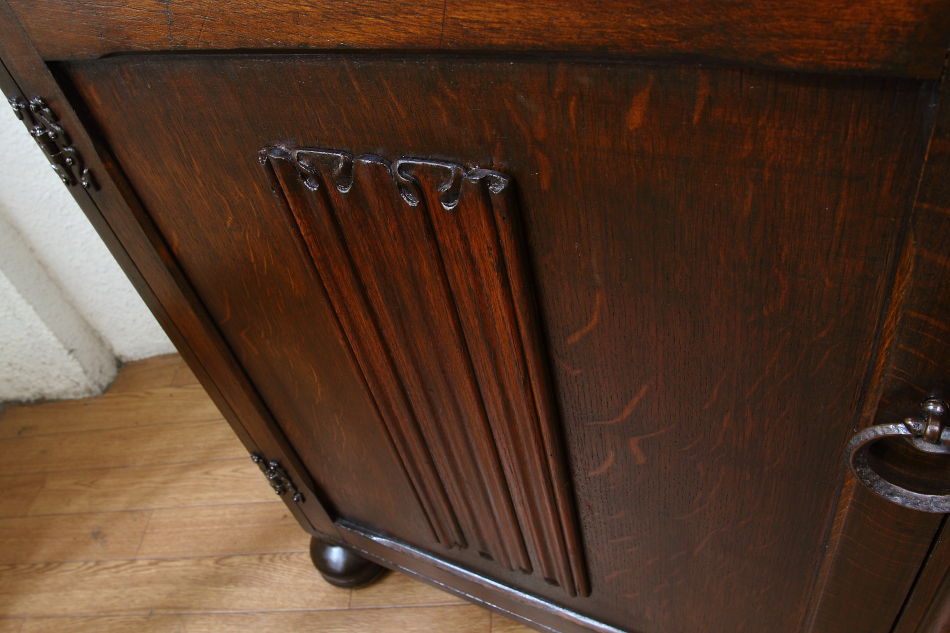 オーク コートカップボード｜アンティーク家具・照明の専門店｜デニム