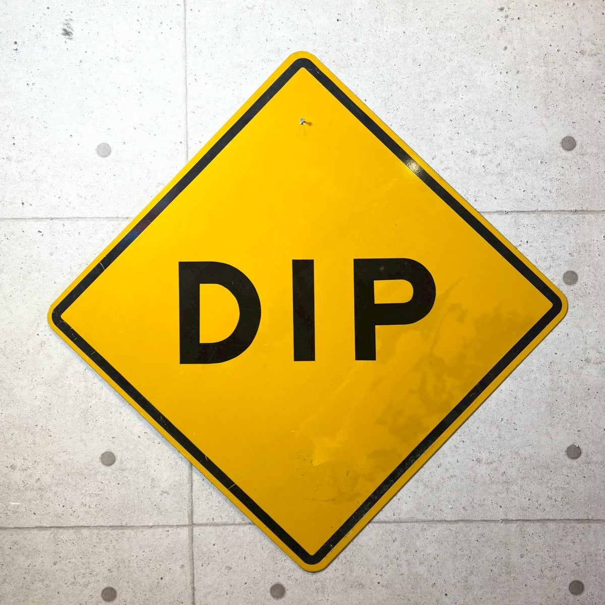 道路標識 【DIP（道路の凹み）】 ロードサイン ヴィンテージ看板