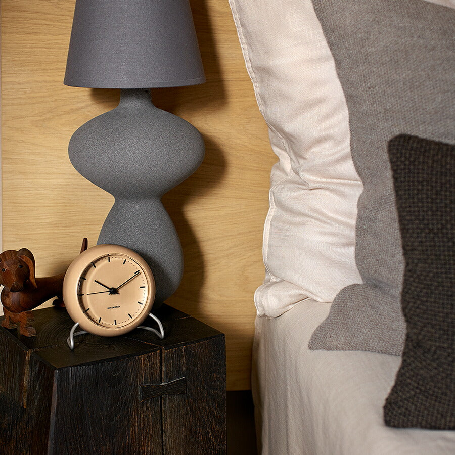 アルネヤコブセン シティホール 目覚まし時計 置時計 テーブルクロック