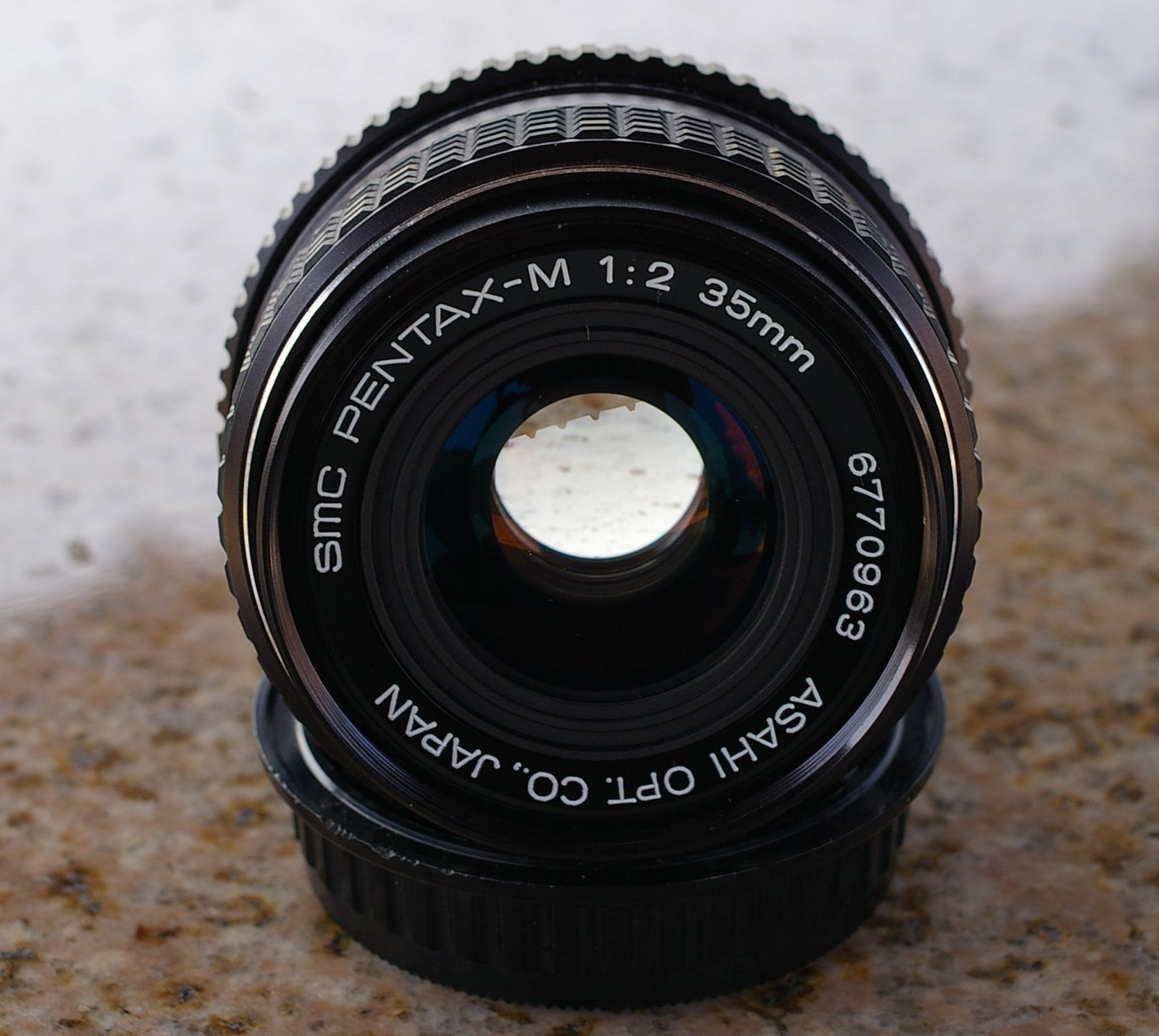 smc PENTAX-M 35mm/F2.0: 趣味の部屋