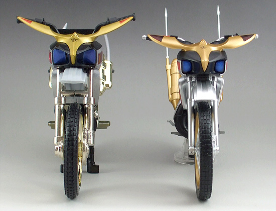 SHフィギュアーツ 真骨彫 トライチェイサー2000 真骨頂 仮面ライダー