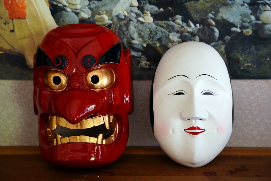 天岩戸木彫 | 買う | 高千穂町観光協会【公式】 宮崎県 高千穂の観光