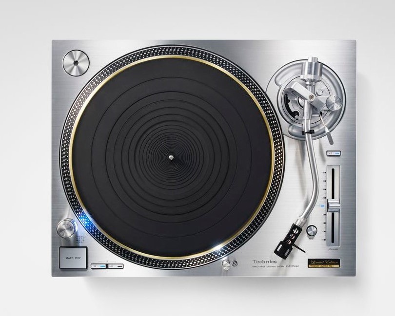 Technics レコードプレーヤー SL-1200が限定300台の高級MODELで 復活