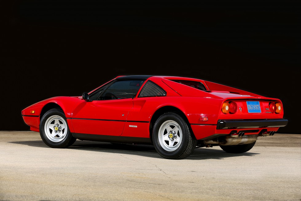 京商1/18フェラーリ308GTSクアトロバルボーレ【RED】 京商1/18