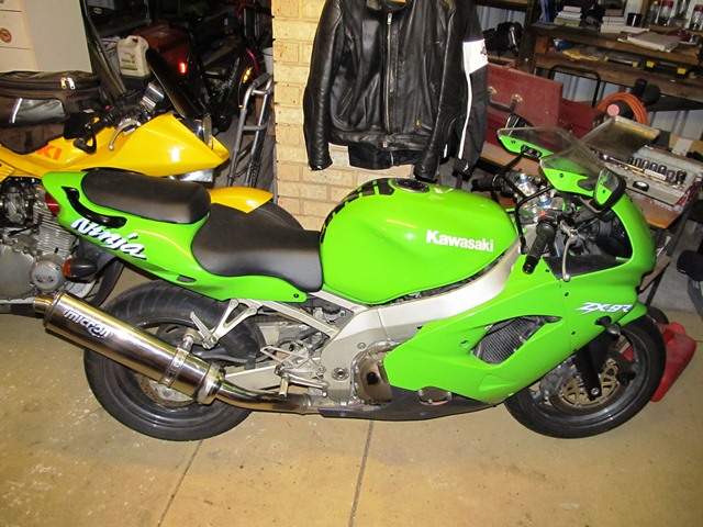 Kawasaki ZX-9R