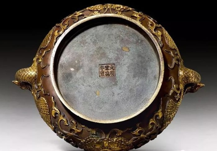 ◇錵◇2 中国古玩 大明宣徳年製 銅製 鳳凰彫刻大手提