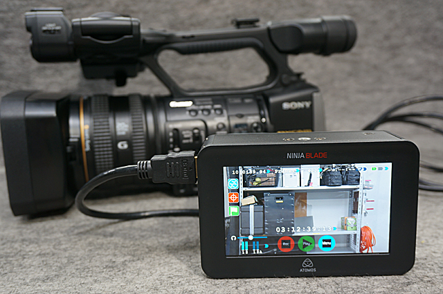ATOMOS NINJA BLADE〜HDMI入出力対応フィールドレコーダー | ビデオ α