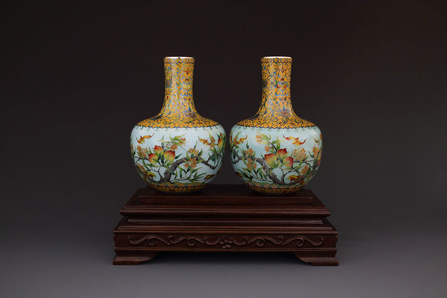 1053 中国景泰藍七宝琺瑯花瓶2客時代物