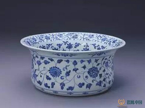 中国美術 明 青花纏枝 富貴佳器款 獅子紋碗 高 6cm 明 中国美術 明