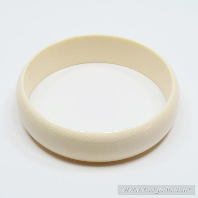 ニ*ン様 象牙調 ブローチ ブレスレット 3点 セット まとめ