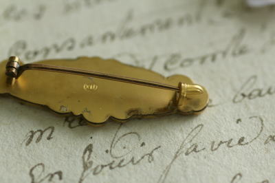 アンティークゴールドギルドブローチ フランス ヤドリギ 【Antiques