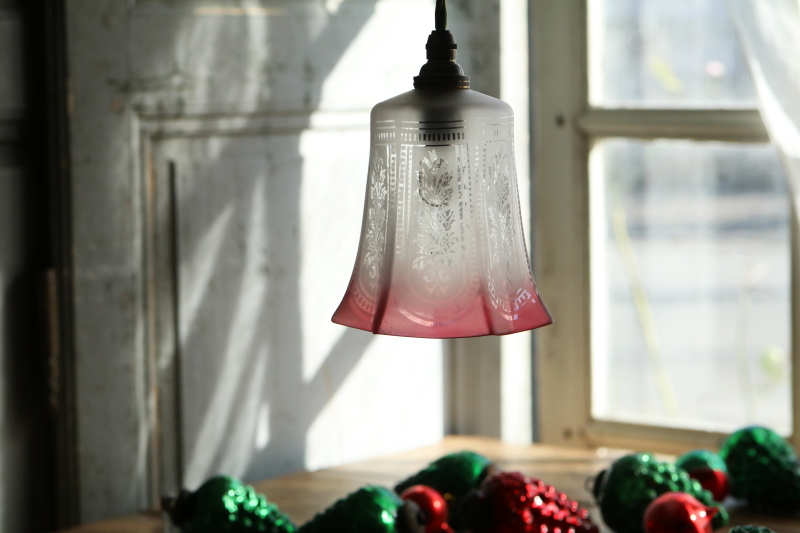 1920年代 フランス アンティーク クランベリーガラスの螺旋模様