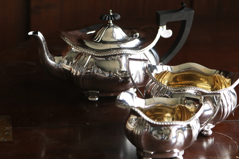 英国】 ハーフリブのティーサービス 4点 ティーポットコーヒーポット