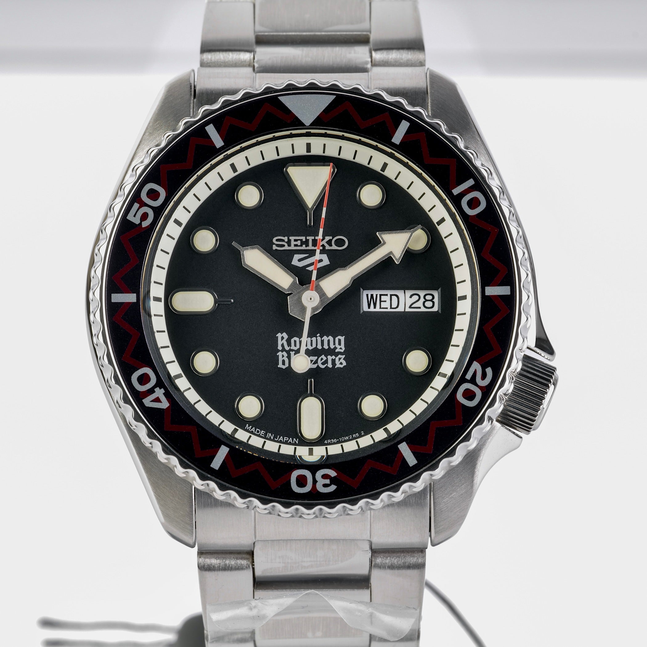 Seiko x Rowing Blazers Zig Zag, Boxed SRPG51J8 – C.W. Watch Shop