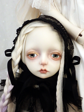 人形の専門店ドルスバラード創作人形作家のご紹介：クロさん