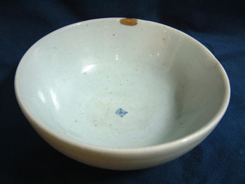 古玩 南 - 李朝分院白磁碗 | 古美術品専門サイト fufufufu.com