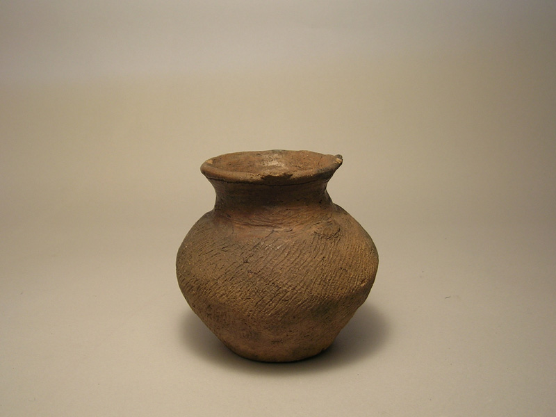 半蔵門ギャラリー - 縄文晩期壷型土器 | 古美術品専門サイト fufufufu.com