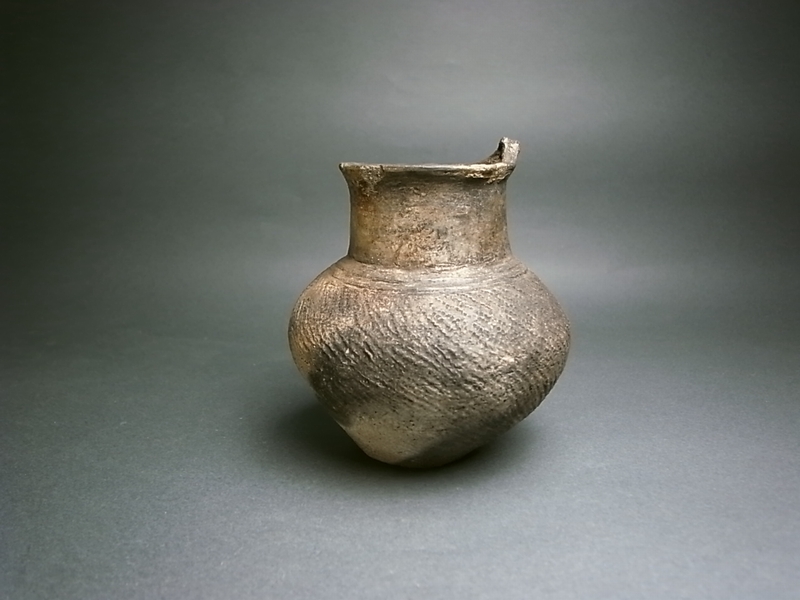 長谷雄堂 - 縄文晩期 亀ケ岡式土器 | 古美術品専門サイト fufufufu.com