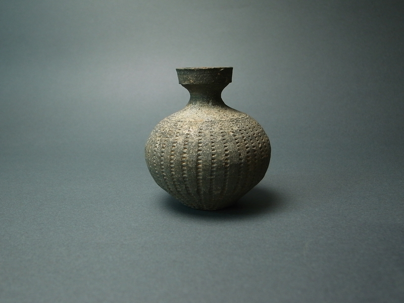 長谷雄堂 - 新羅印花文土器 | 古美術品専門サイト fufufufu.com