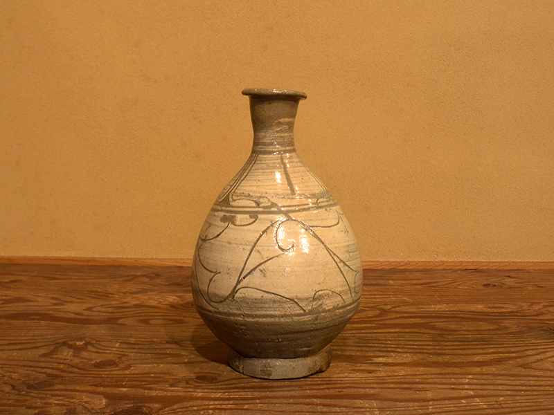 朝鮮美術 李朝 彫三島花草文瓶 時代箱付 V R6548B 朝鮮美術