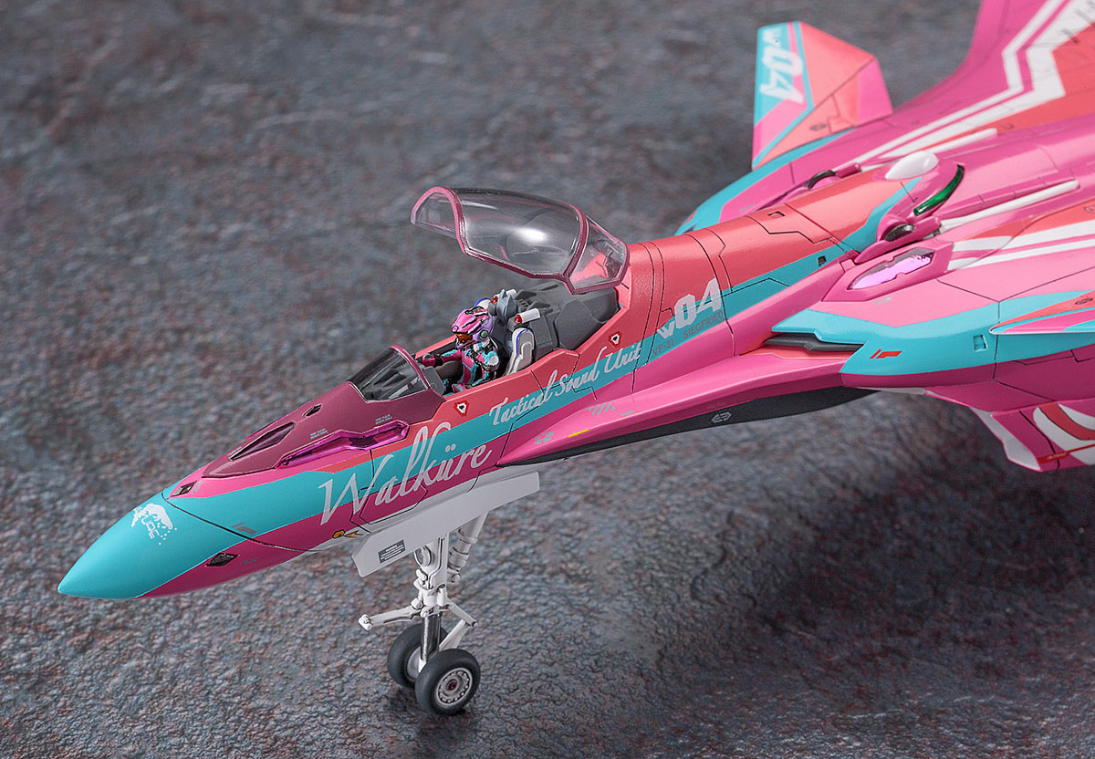 VF-31C ジークフリード “マキナ・中島カラー” 劇場版マクロスΔ | 株式