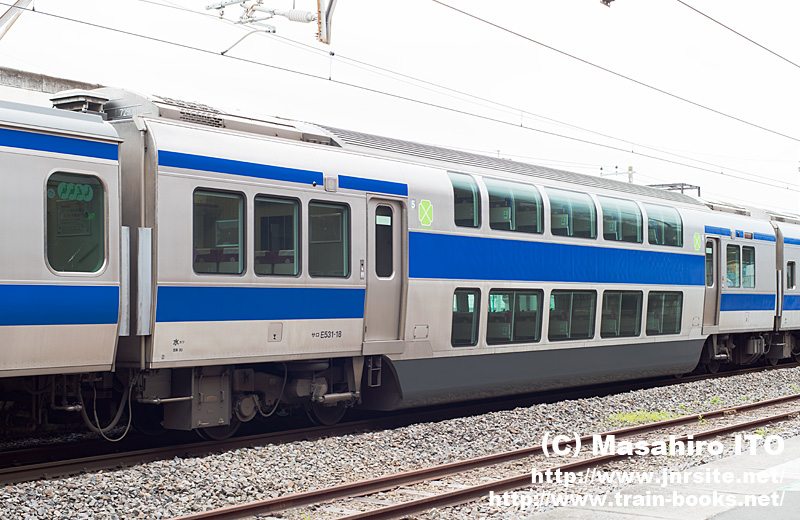 常磐線上野口の2階建てグリーン車 サロE531形（サロE531-18