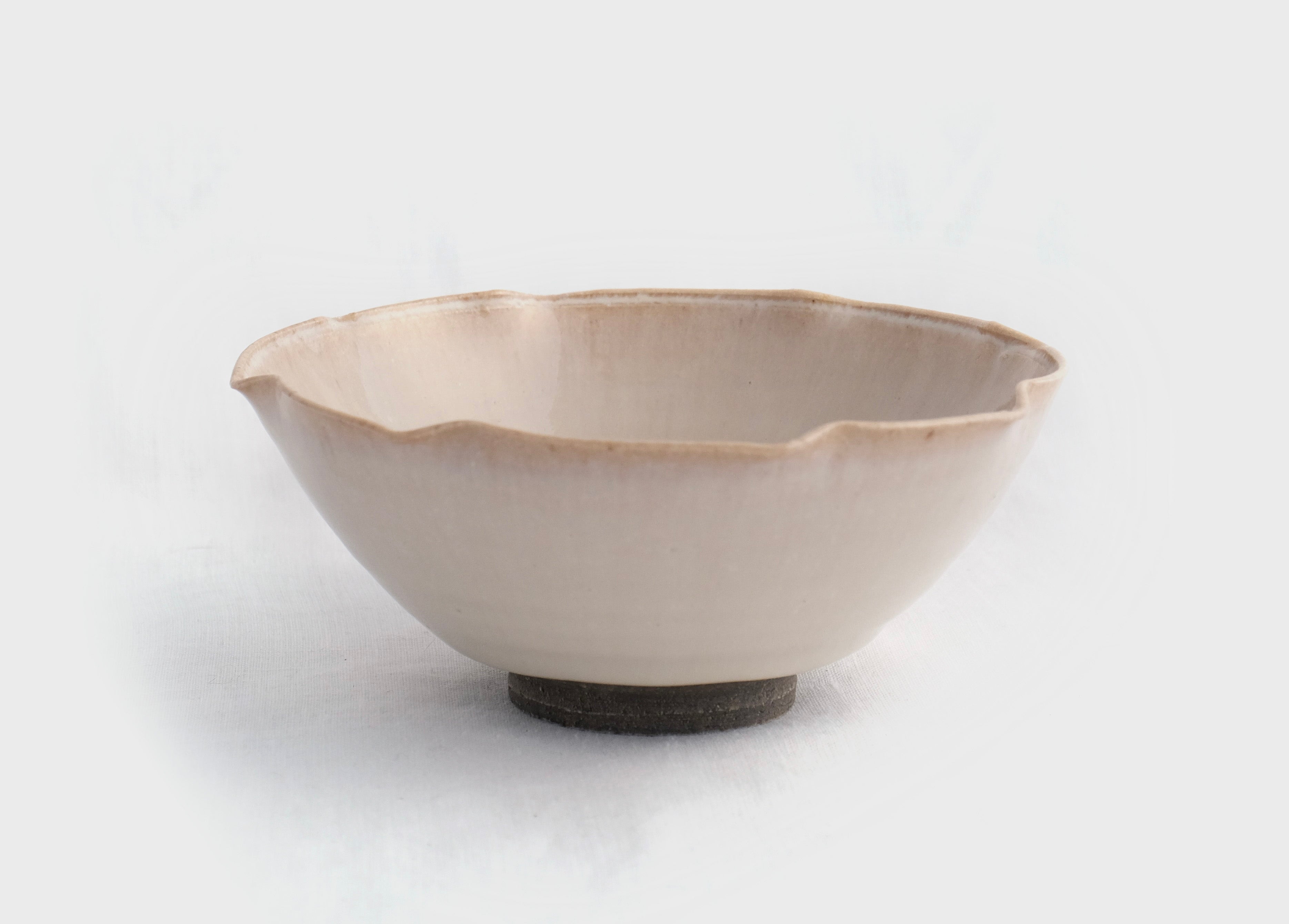 骨董 時代ガラス 金赤フチ 希少 桃色リップ 反り口 碗型 豆鉢 小鉢 氷