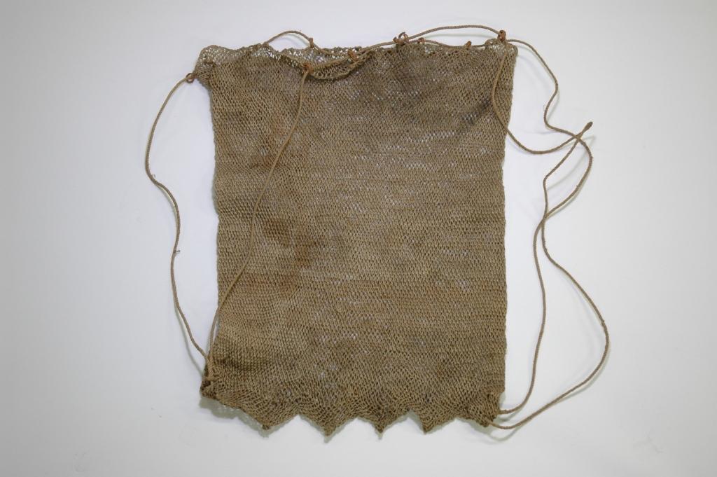 超希少！台湾パイワン族の首袋 (苧麻の背負い袋)