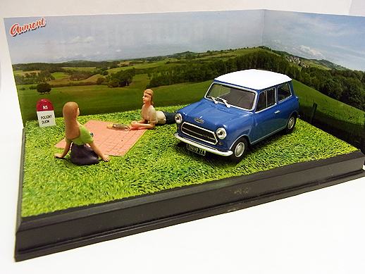 ジオラマ付イノチェンティミニクーパー