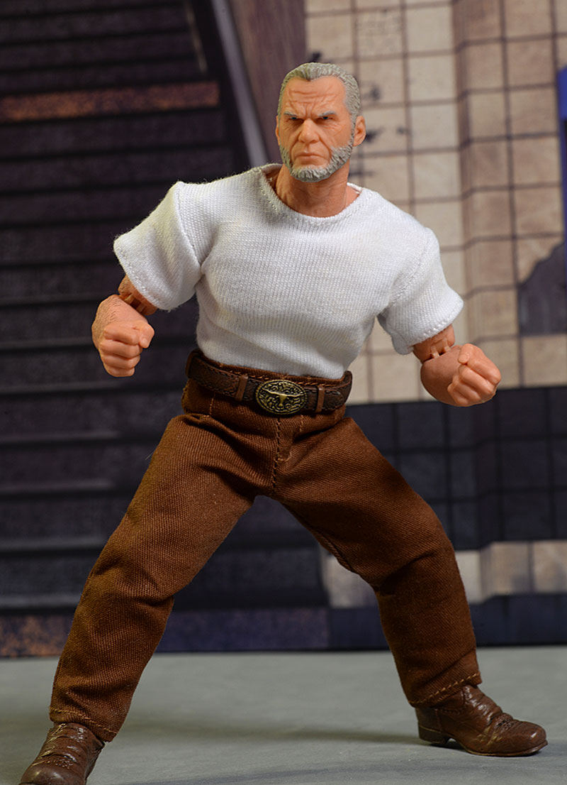 Review and photos of Old Man Logan Wolverine One:12 Collective