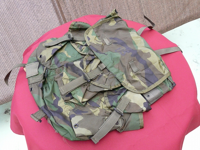 アメリカ軍放出品 実物 ウッドランド迷彩アリスパック ミリタリー通販