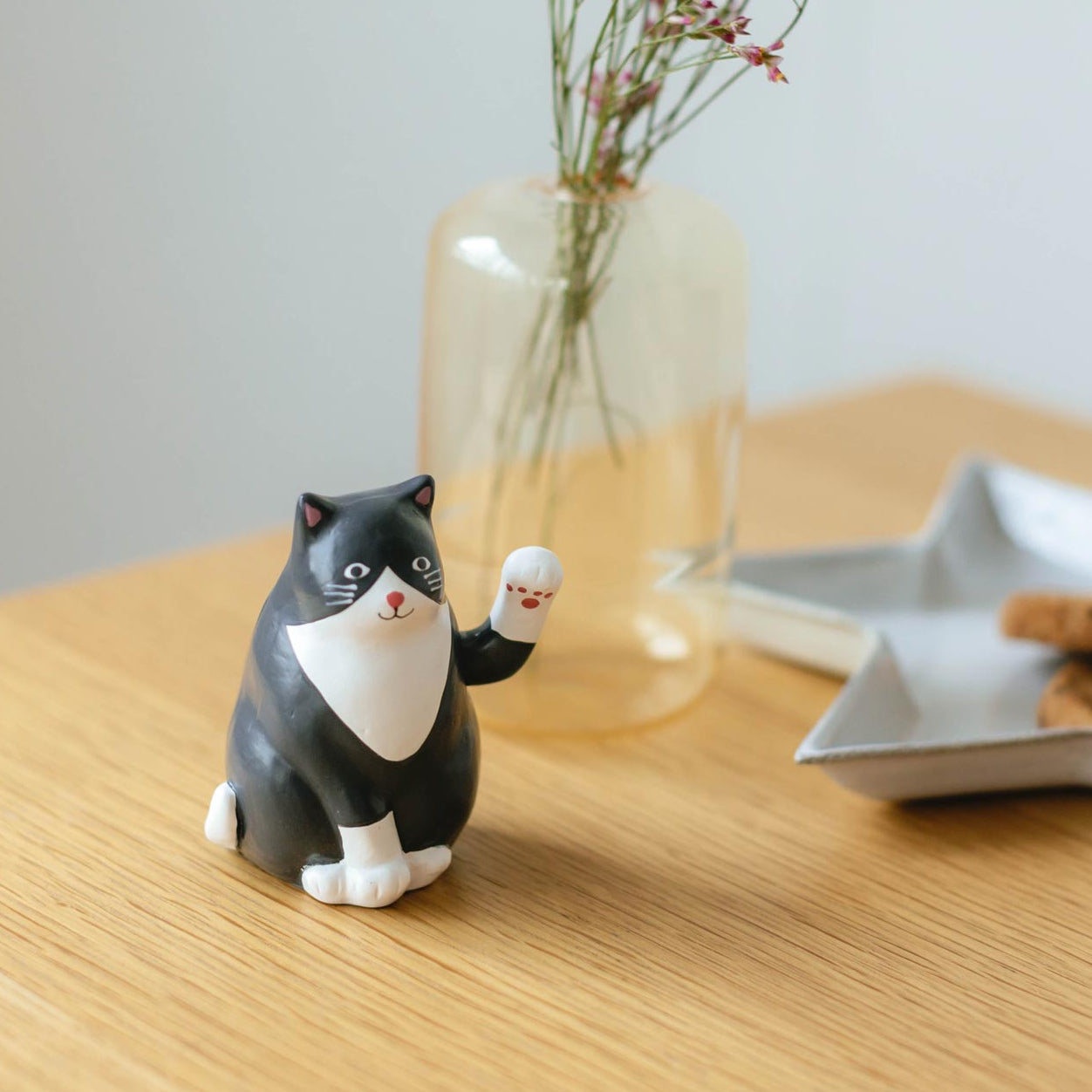 SOLAR CAT（猫のオブジェ）｜オブジェ・ぬいぐるみ｜オルネ ド