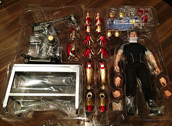 ホットトイズ「アイアンマン3 トニー・スターク 開発作業版」 が届き