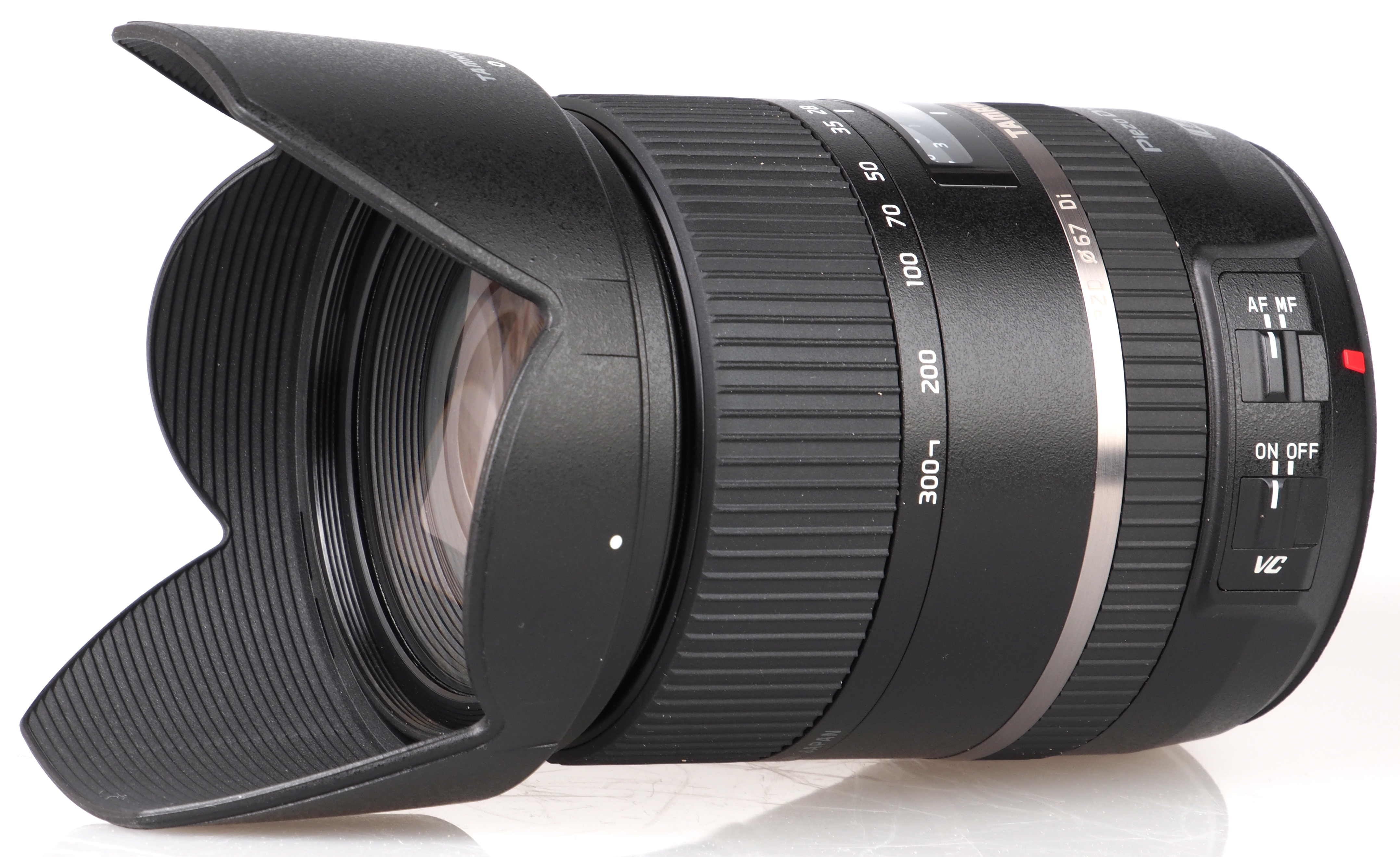 Tamron 28-300mm f/3.5-6.3 Di VC PZD Review