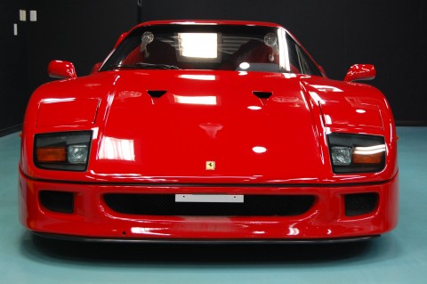 フェラーリF40 | ガラスコーティングのポリッシュスタジオ【神奈川県